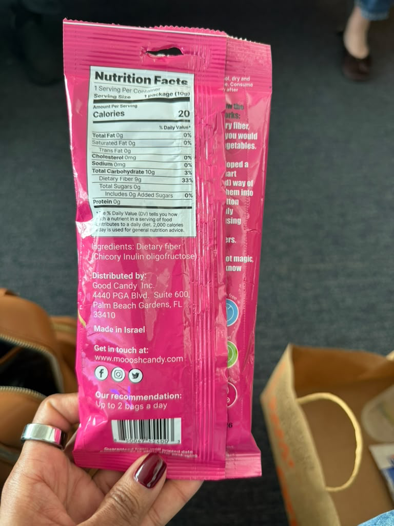 Pink pouch showing nutrition facts, ingredients including dietary fiber and chicory inulin, distributed by Good Candy Inc.,