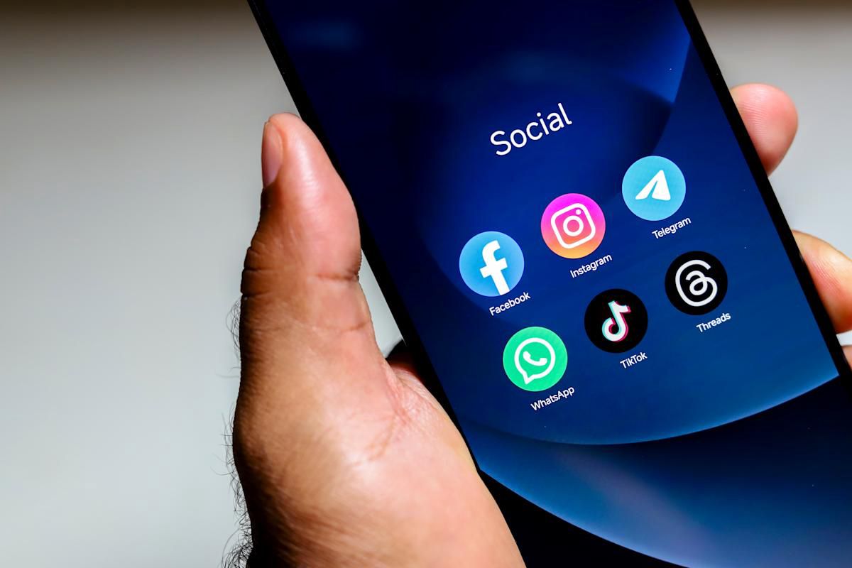 Feed Image